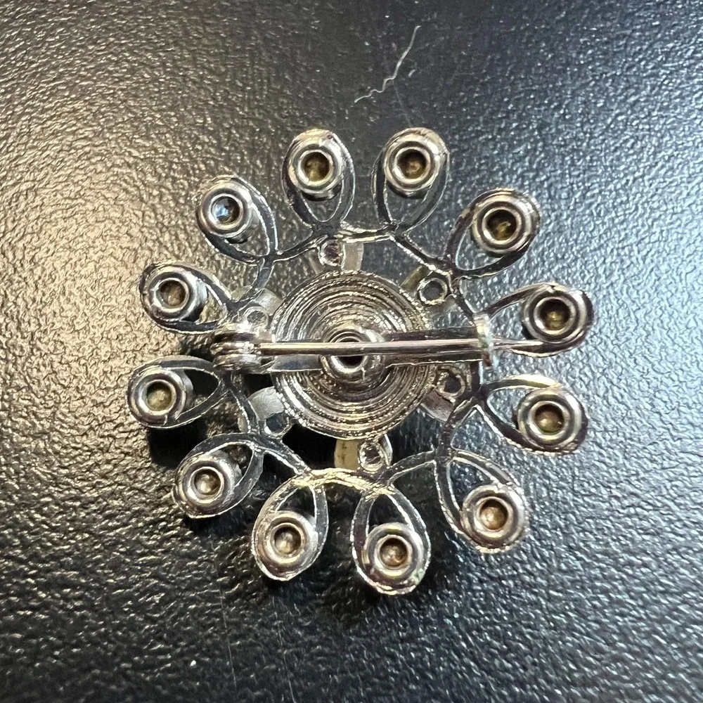 N/A vintage rhinestone